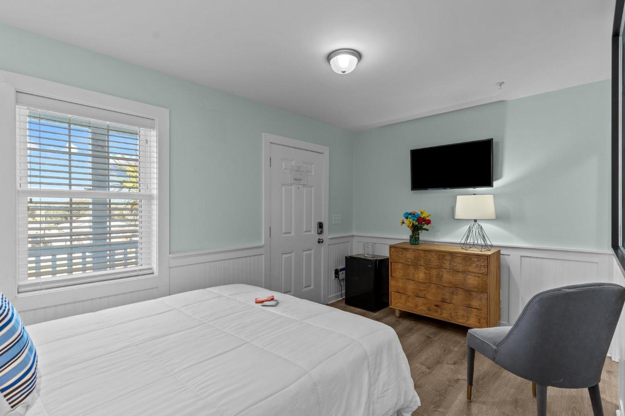 Loggerhead Inn And Suites Surf City Luaran gambar
